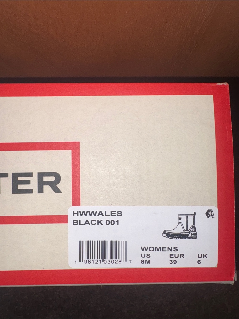 Hunter Black Short Rain Boots with Red Interior - Picture 7 of 7